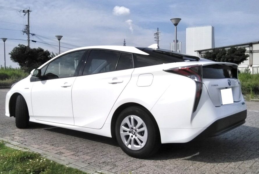 prius.back