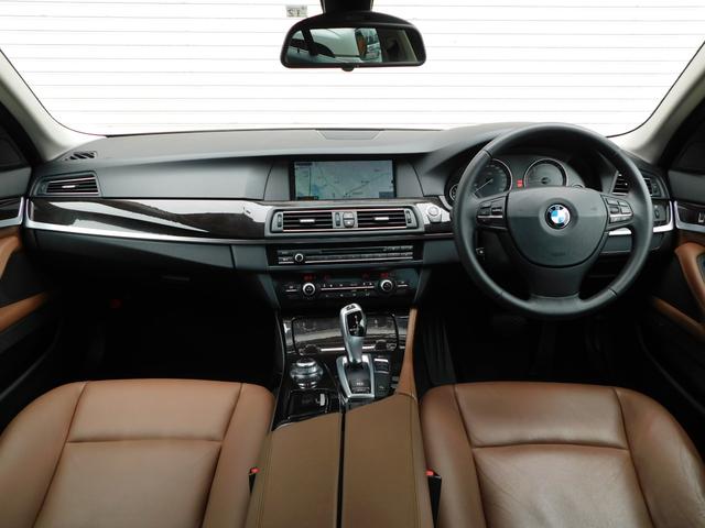 BMW５シリーズ,金融車,運転席